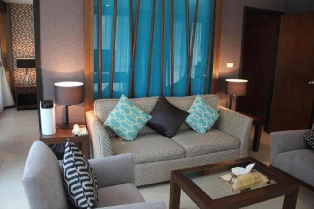 De Arni Hotel Бангкок Экстерьер фото