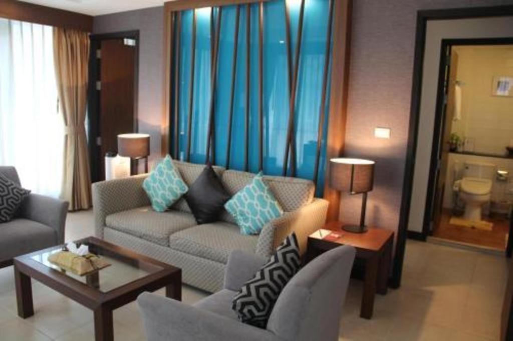 De Arni Hotel Бангкок Экстерьер фото